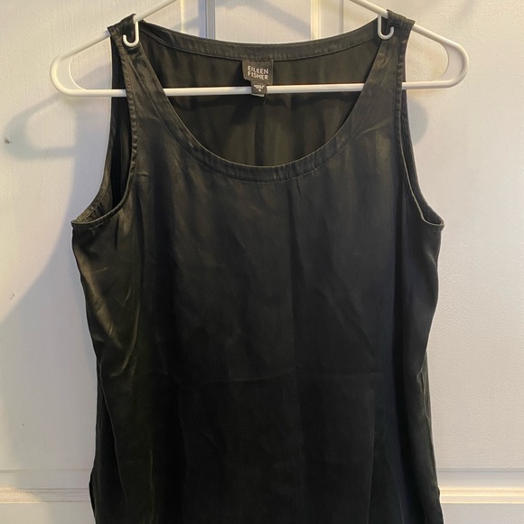 Silk Eileen Fisher tank - Picture 8 of 8